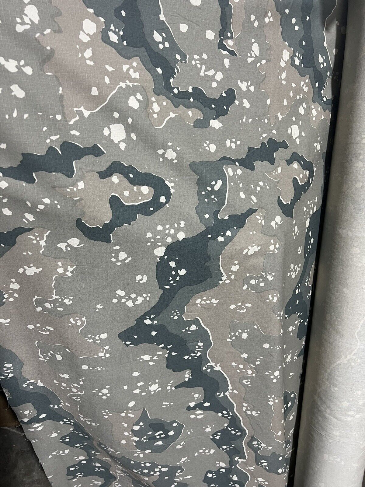 Saudi 6-Color Gray Chocolate Chip Camo Military Ripstop Fabric