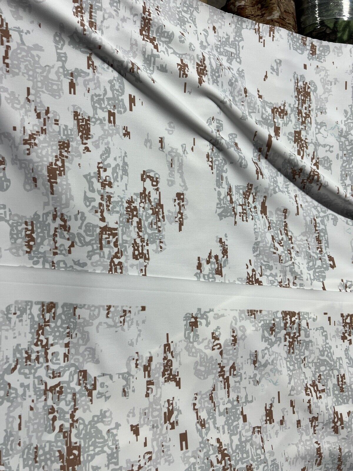 Forloh Snow Fall Camouflage Taffeta Spandex Camo Polyester Fabric 60”