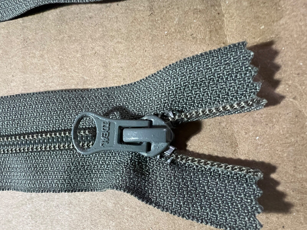 Lot of Mixed YKK & IDEAL Military Zippers – Assorted Colors & Lengths 10-pk USA